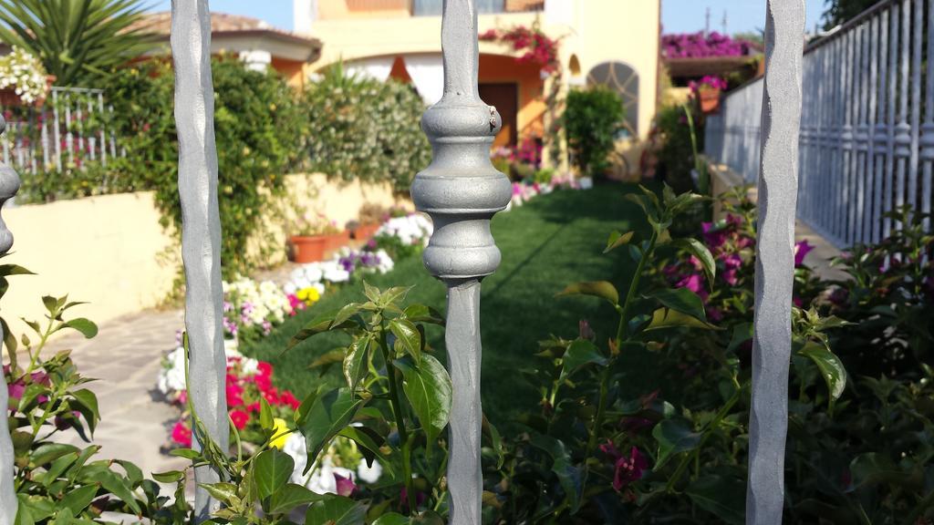 Casa Con Giardino Villa ออลเบีย ห้อง รูปภาพ